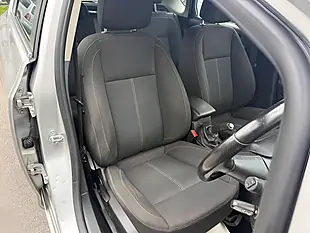 Used 2015 Vauxhall Astra Sri Silver - Interior and Exterior details 19