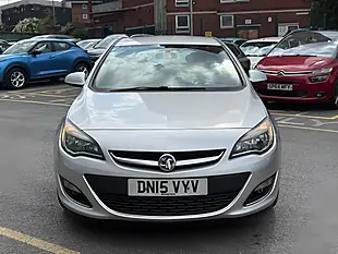 Used 2015 Vauxhall Astra Sri Silver - Interior and Exterior details 2