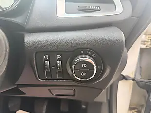 Used 2015 Vauxhall Astra Sri White - Interior and Exterior details 15