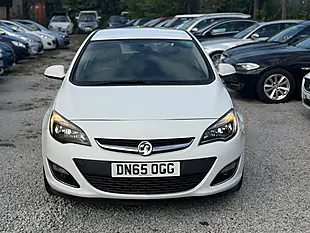 Used 2015 Vauxhall Astra Sri White - Interior and Exterior details 2