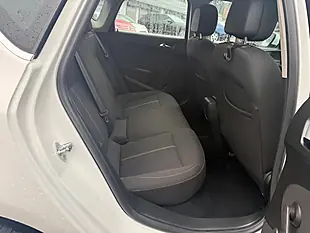 Used 2015 Vauxhall Astra Sri White - Interior and Exterior details 12