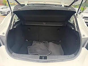 Used 2015 Vauxhall Astra Sri White - Interior and Exterior details 18