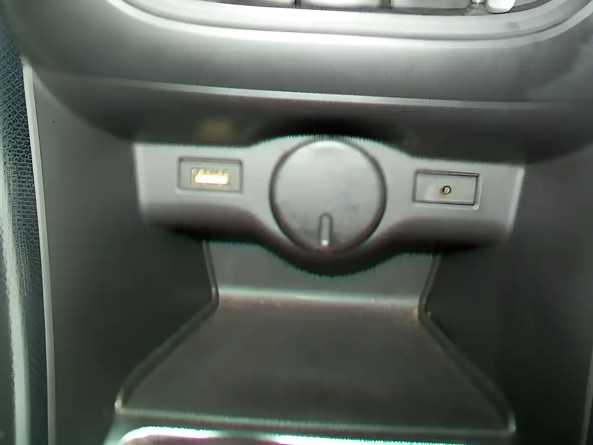 Used 2015 Vauxhall Cascada Elite Black - Interior and Exterior details 13