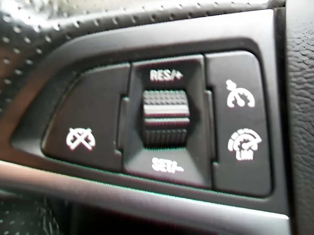 Used 2015 Vauxhall Cascada Elite Black - Interior and Exterior details 17