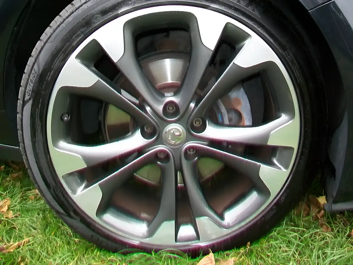 Used 2015 Vauxhall Cascada Elite Black - Interior and Exterior details 7
