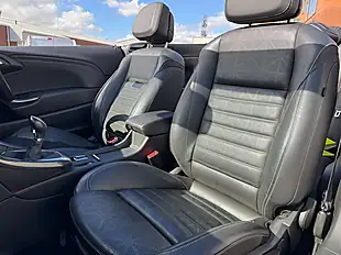 Used 2015 Vauxhall Cascada Elite S/S Summit White - Interior and Exterior details 11