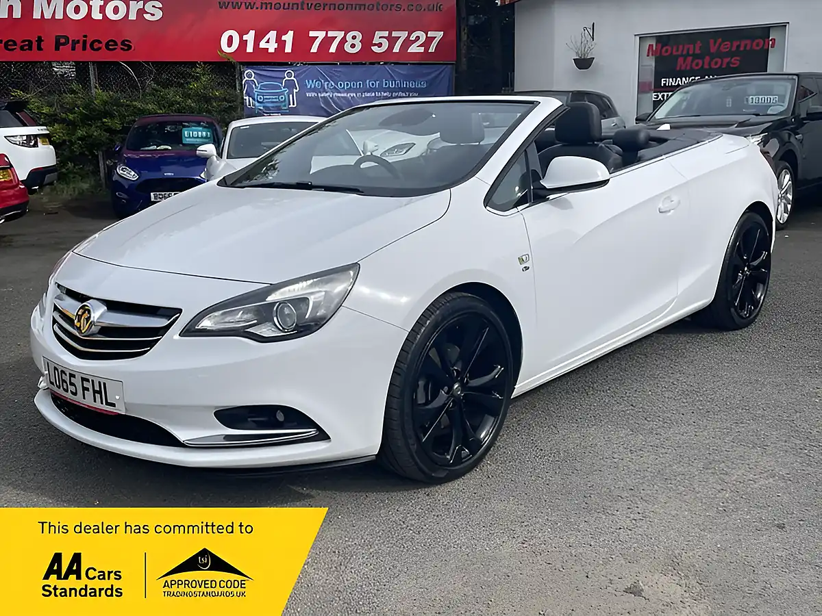 Used 2015 Vauxhall Cascada Elite White - Front View