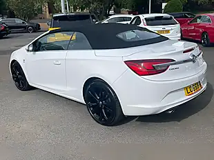 Used 2015 Vauxhall Cascada Elite White - Interior and Exterior details 14