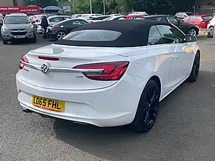 Used 2015 Vauxhall Cascada Elite White - Interior and Exterior details 16