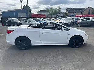 Used 2015 Vauxhall Cascada Elite White - Interior and Exterior details 9