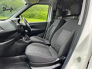 Used 2015 Vauxhall Combo Ecoflex White - Interior and Exterior details 6