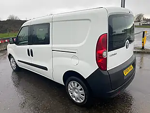 Used 2015 Vauxhall Combo Lwb Combi White - Interior and Exterior details 17