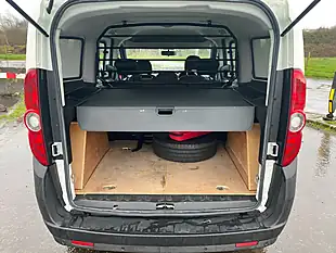 Used 2015 Vauxhall Combo Lwb Combi White - Interior and Exterior details 8