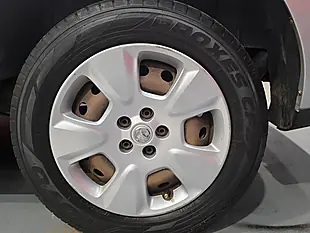 Used 2015 Vauxhall Combo Sportive Silver - Interior and Exterior details 14