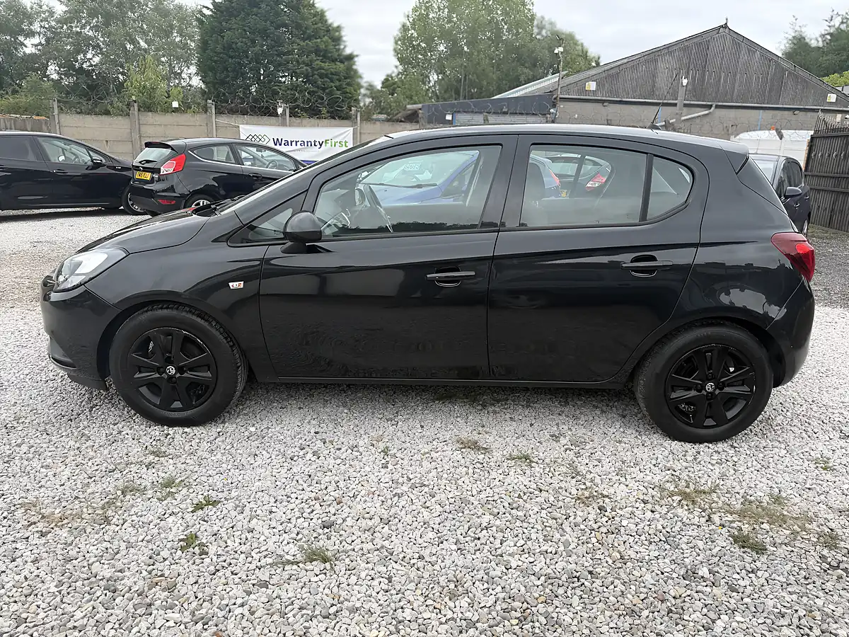 Used 2015 Vauxhall Corsa Design Black - Interior and Exterior details 4