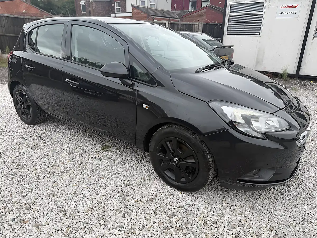 Used 2015 Vauxhall Corsa Design Black - Interior and Exterior details 8