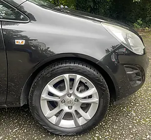 Used 2015 Vauxhall Corsa Design Black - Interior and Exterior details 11