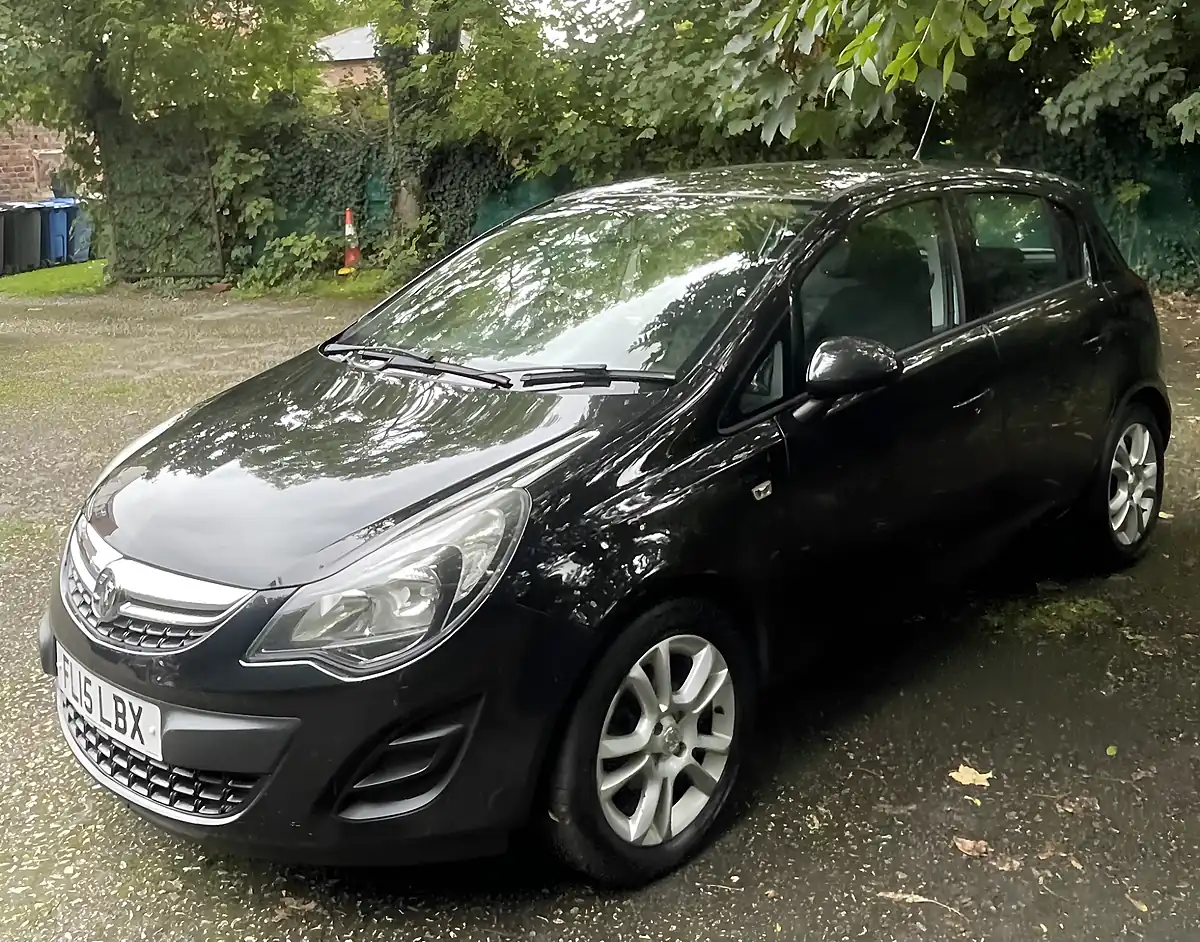 Used 2015 Vauxhall Corsa Design Black - Interior and Exterior details 3