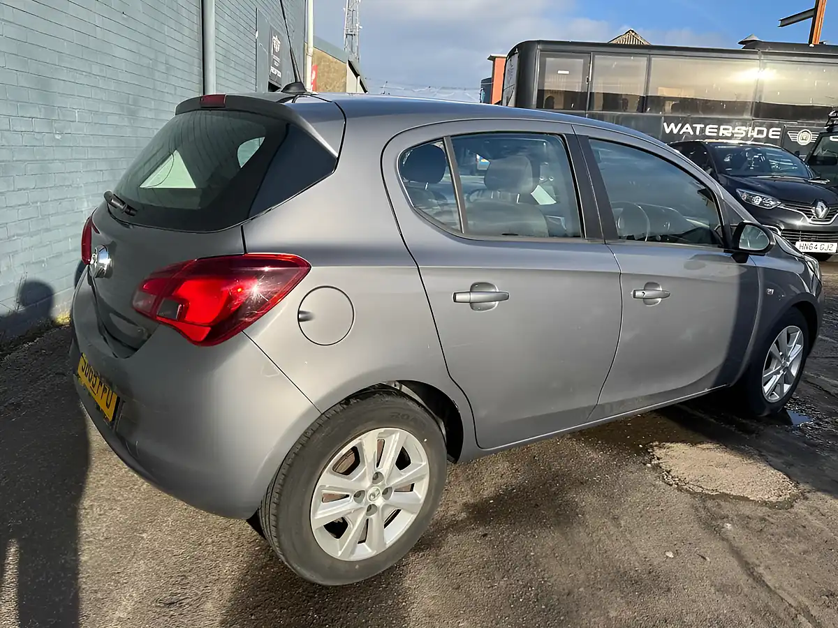 Used 2015 Vauxhall Corsa Design Grey - Interior and Exterior details 15
