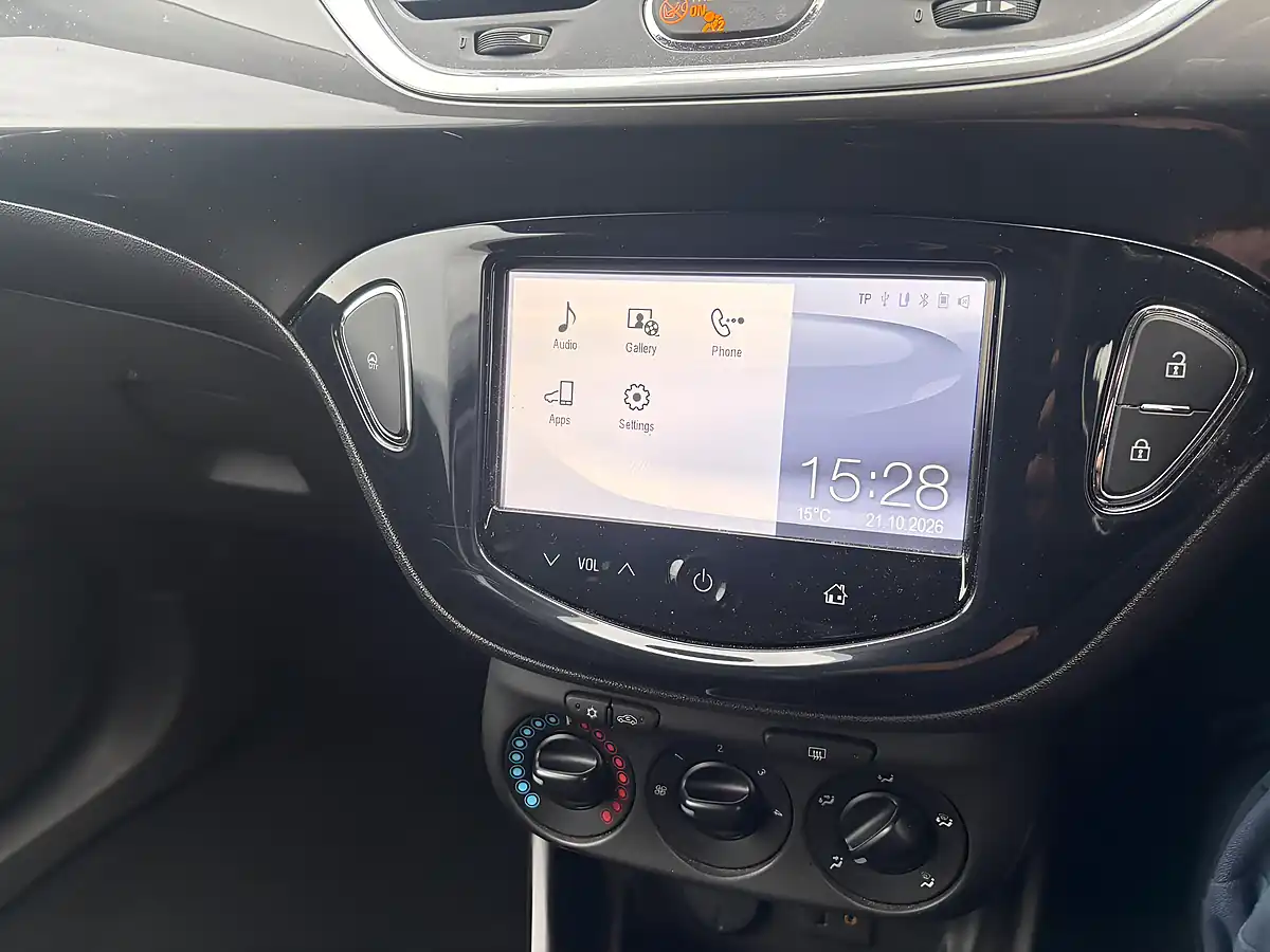 Used 2015 Vauxhall Corsa Design Grey - Interior and Exterior details 11
