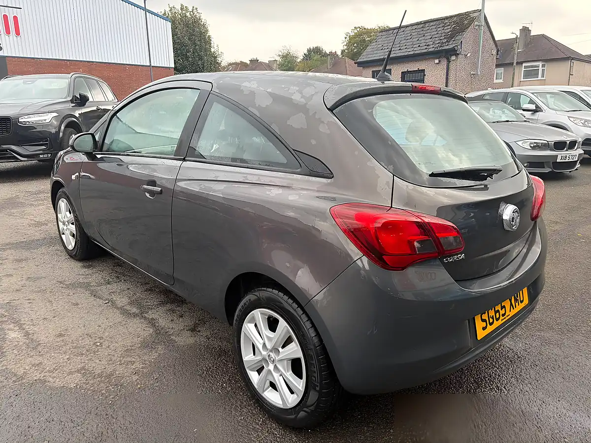Used 2015 Vauxhall Corsa Design Grey - Interior and Exterior details 7