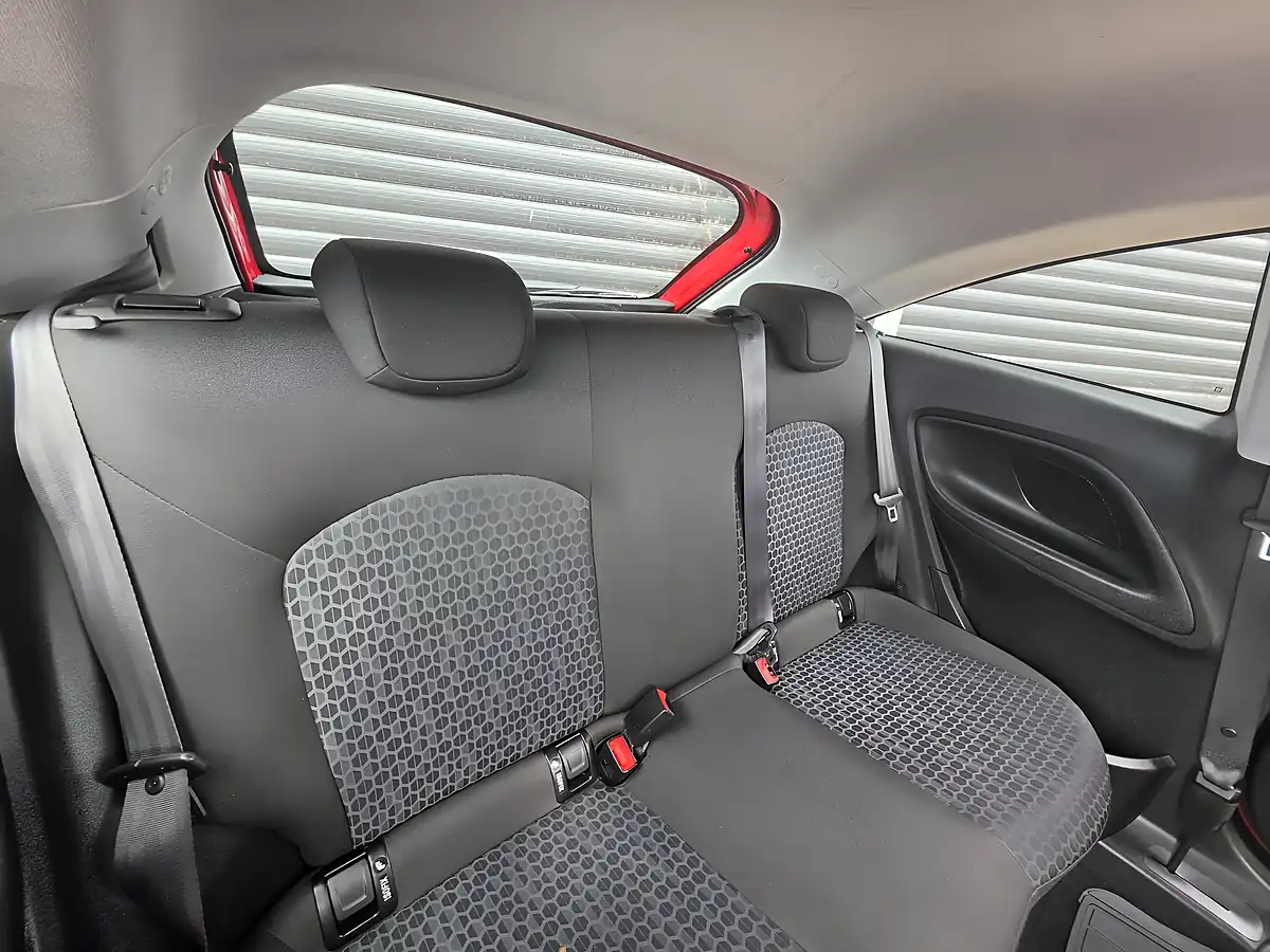Used 2015 Vauxhall Corsa Design Red - Interior and Exterior details 3