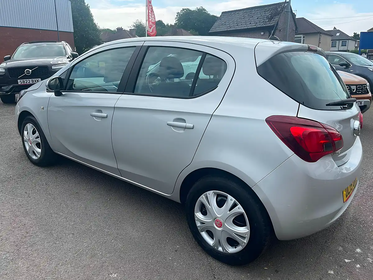 Used 2015 Vauxhall Corsa Design Silver - Interior and Exterior details 7