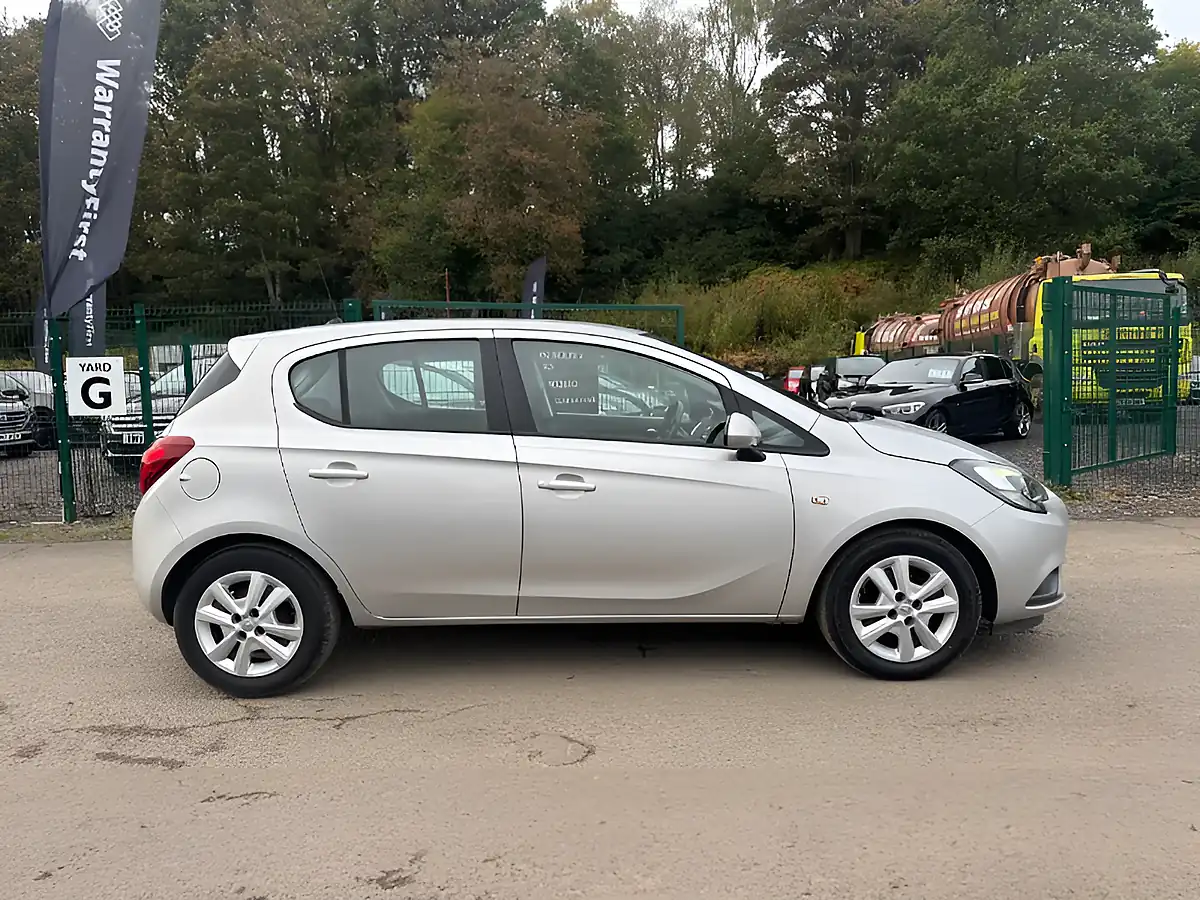 Used 2015 Vauxhall Corsa Design Silver - Interior and Exterior details 8