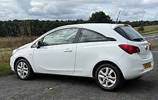 Used 2015 Vauxhall Corsa Design White - Interior and Exterior details 5