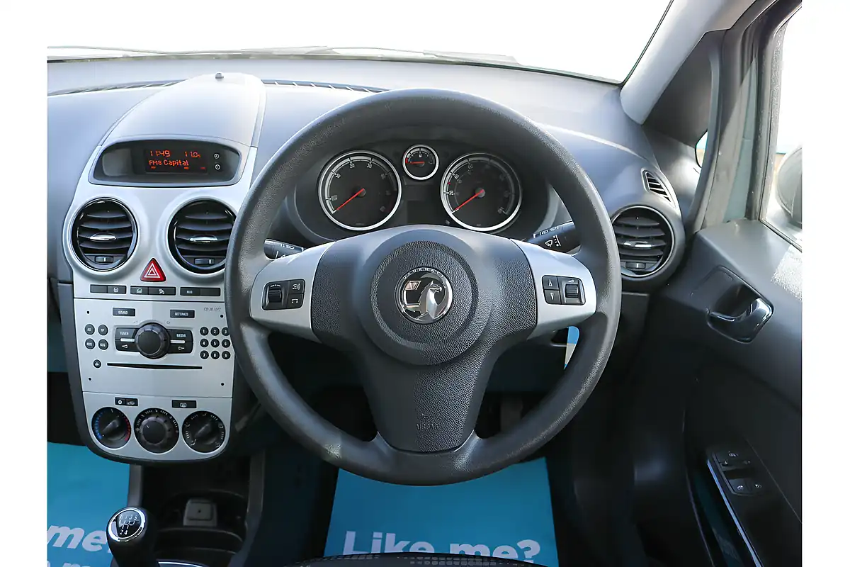 Used 2015 Vauxhall Corsa Ecoflex S Grey - Interior and Exterior details 10