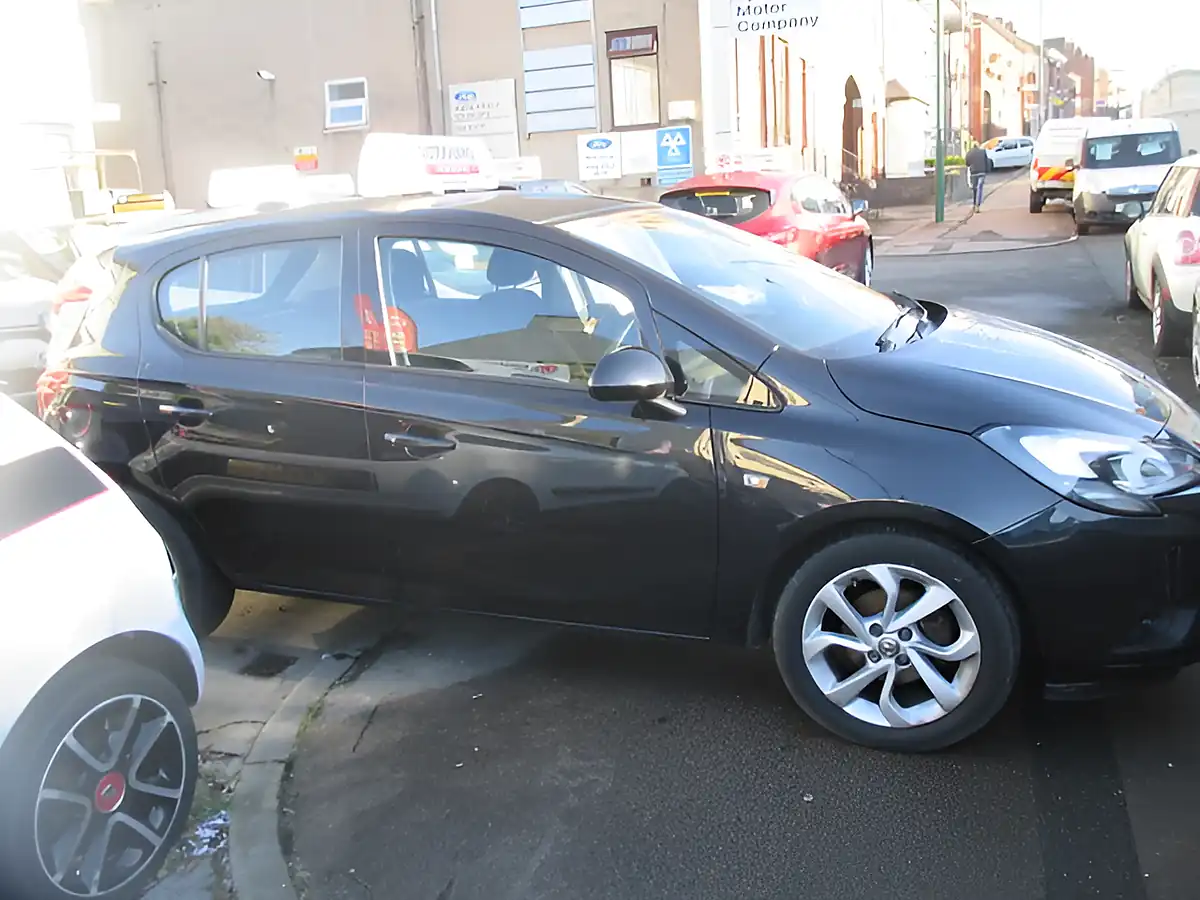 Used 2015 Vauxhall Corsa Energy Black - Interior and Exterior details 4