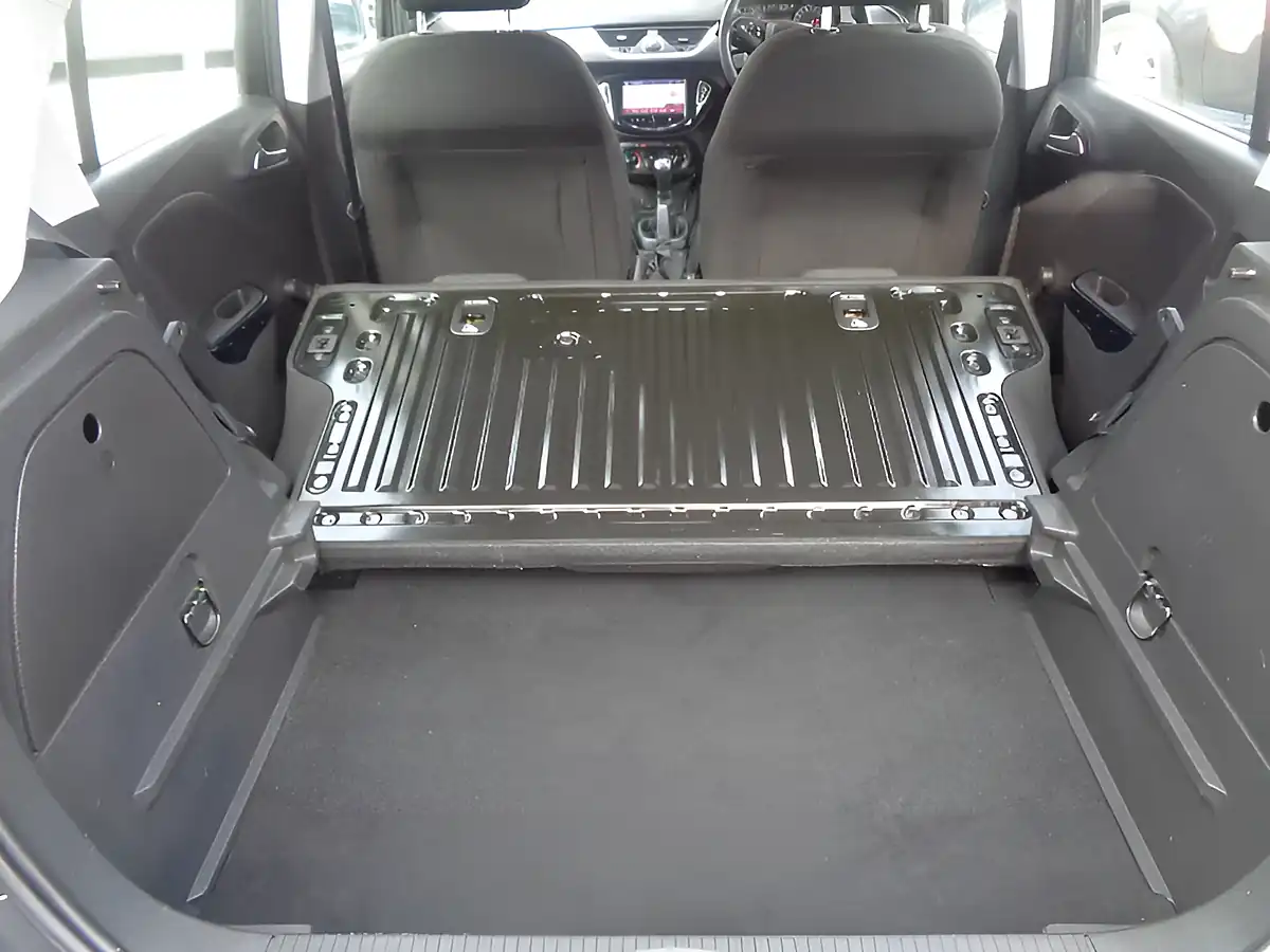 Used 2015 Vauxhall Corsa Energy Black - Interior and Exterior details 17