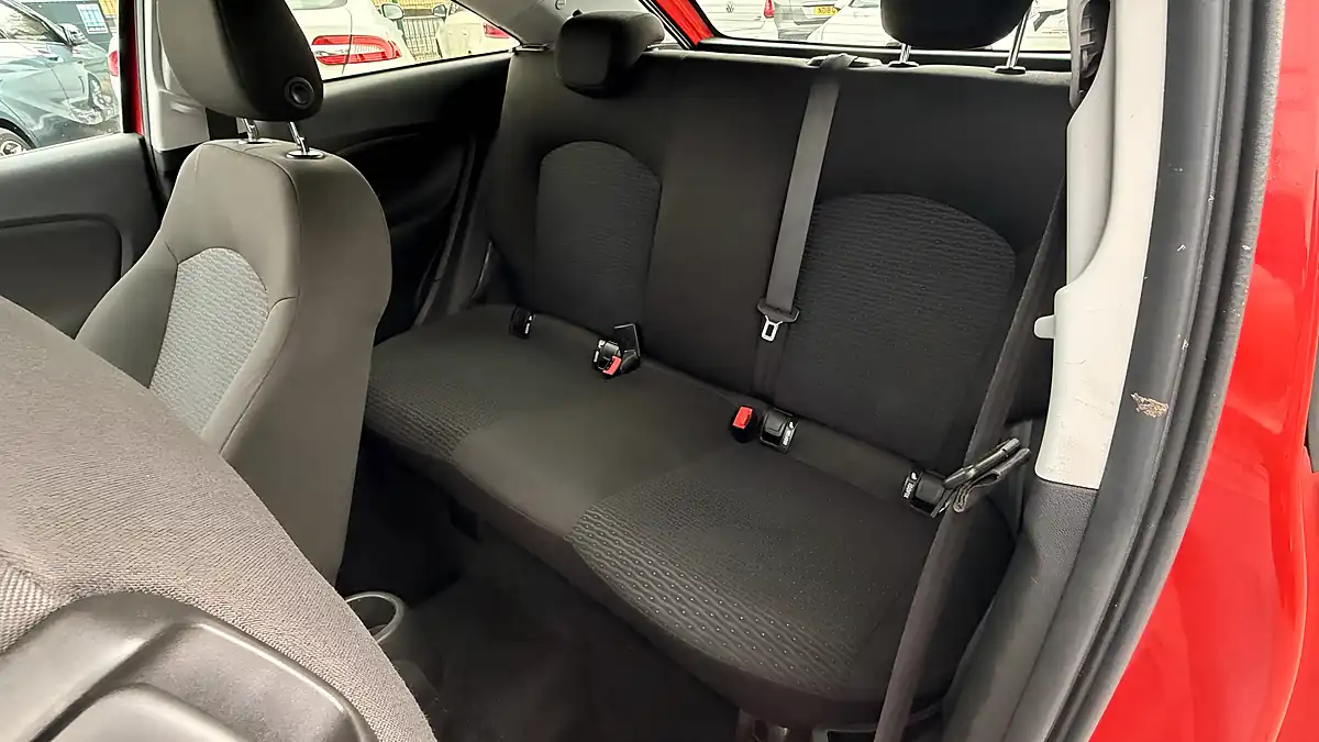 Used 2015 Vauxhall Corsa Energy Red - Interior and Exterior details 13