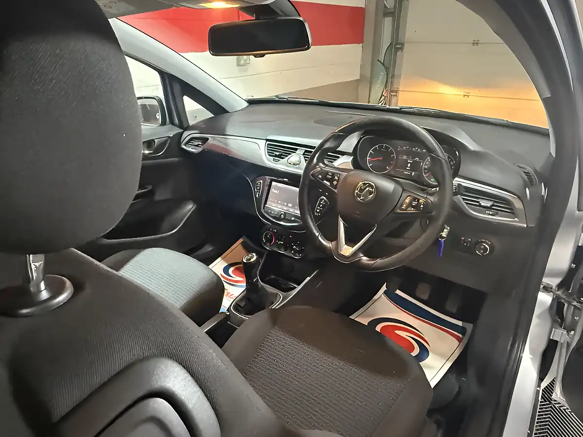Used 2015 Vauxhall Corsa Energy Silver - Interior and Exterior details 10
