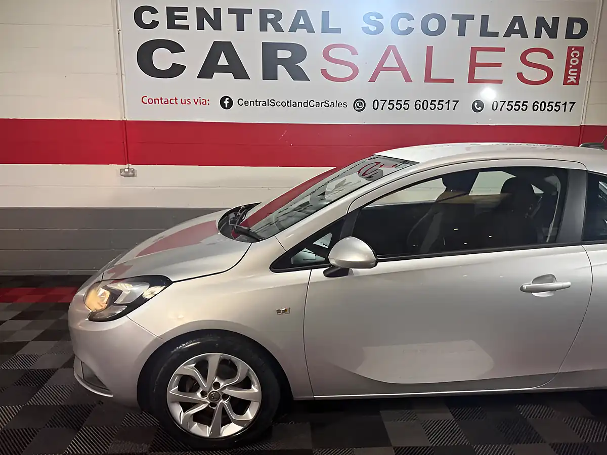 Used 2015 Vauxhall Corsa Energy Silver - Interior and Exterior details 12