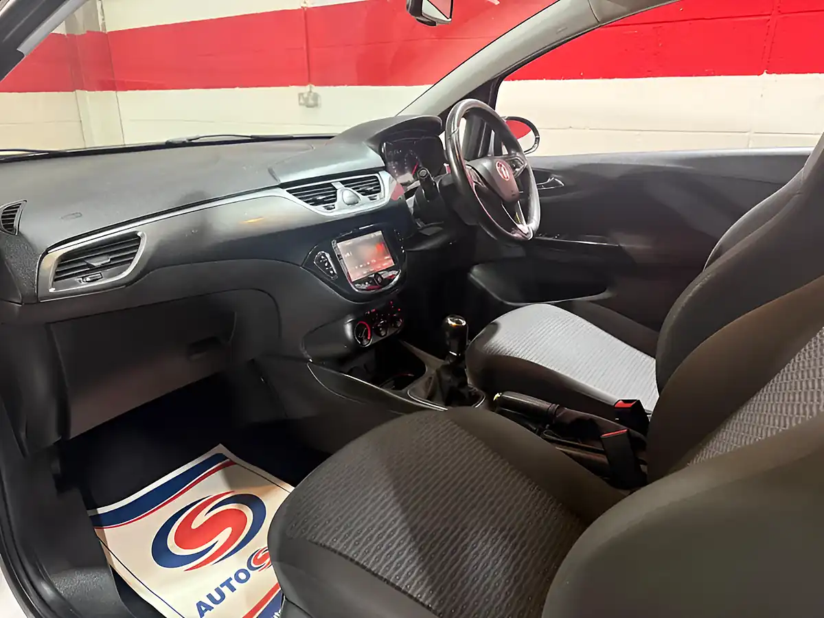 Used 2015 Vauxhall Corsa Energy Silver - Interior and Exterior details 13