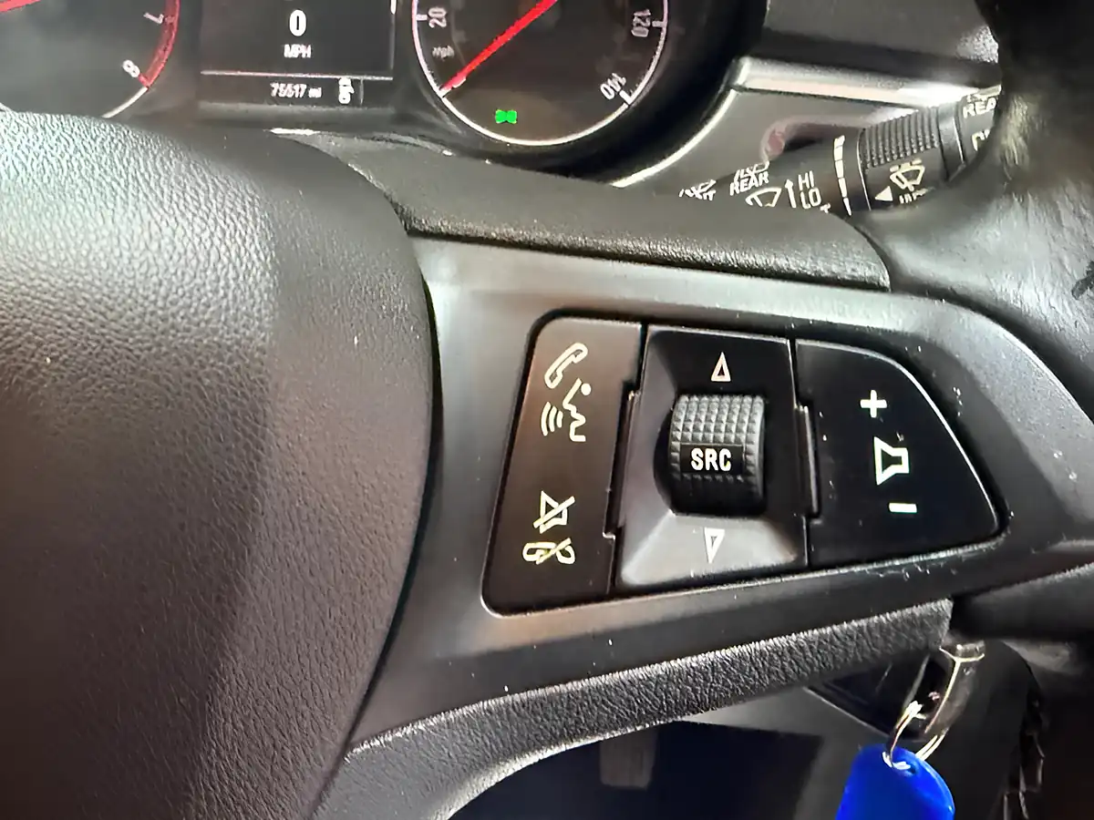 Used 2015 Vauxhall Corsa Energy Silver - Interior and Exterior details 18