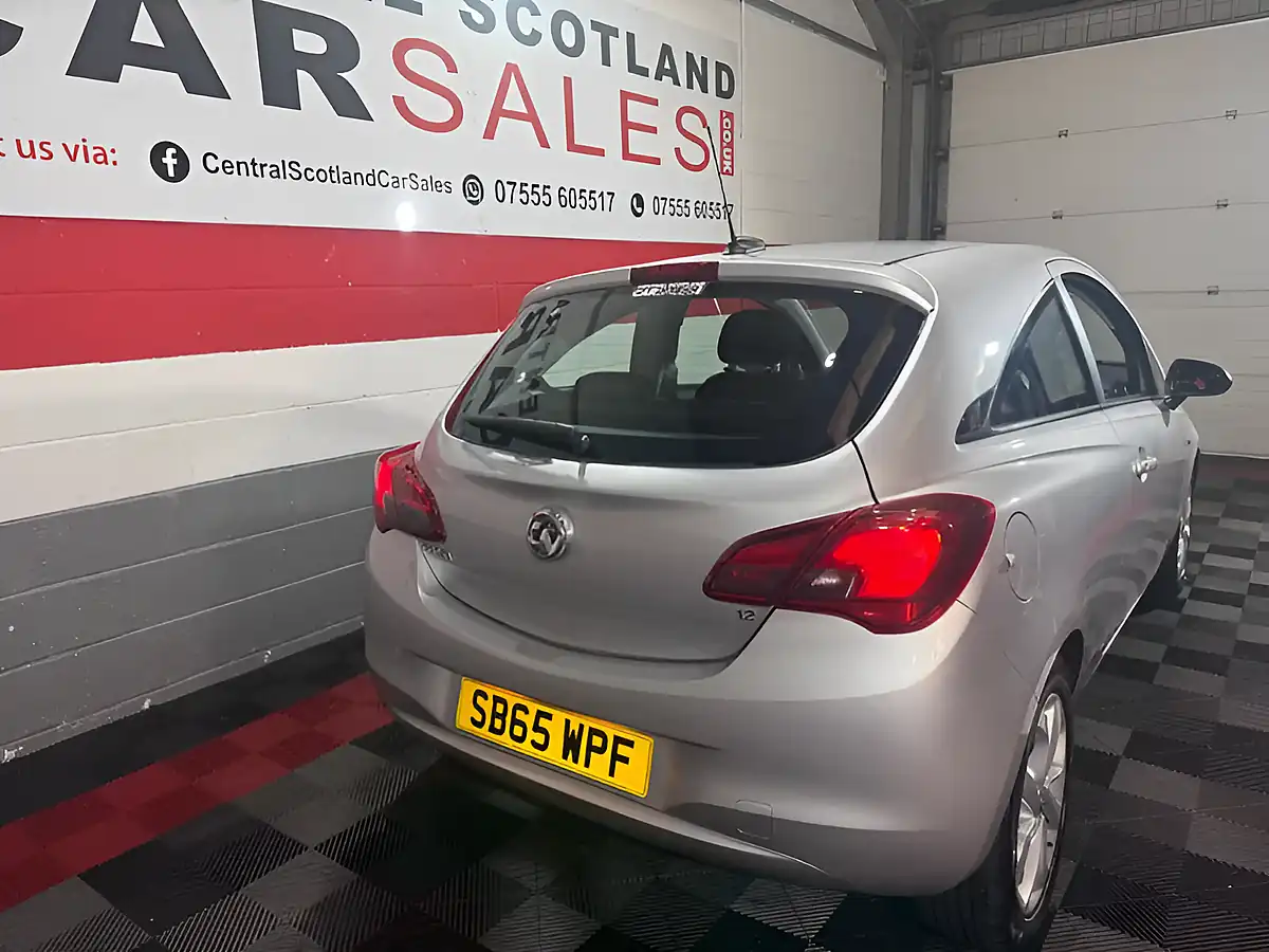 Used 2015 Vauxhall Corsa Energy Silver - Interior and Exterior details 9