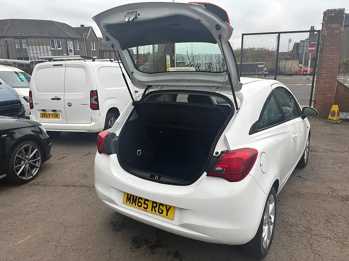 Used 2015 Vauxhall Corsa Energy White - Interior and Exterior details 12