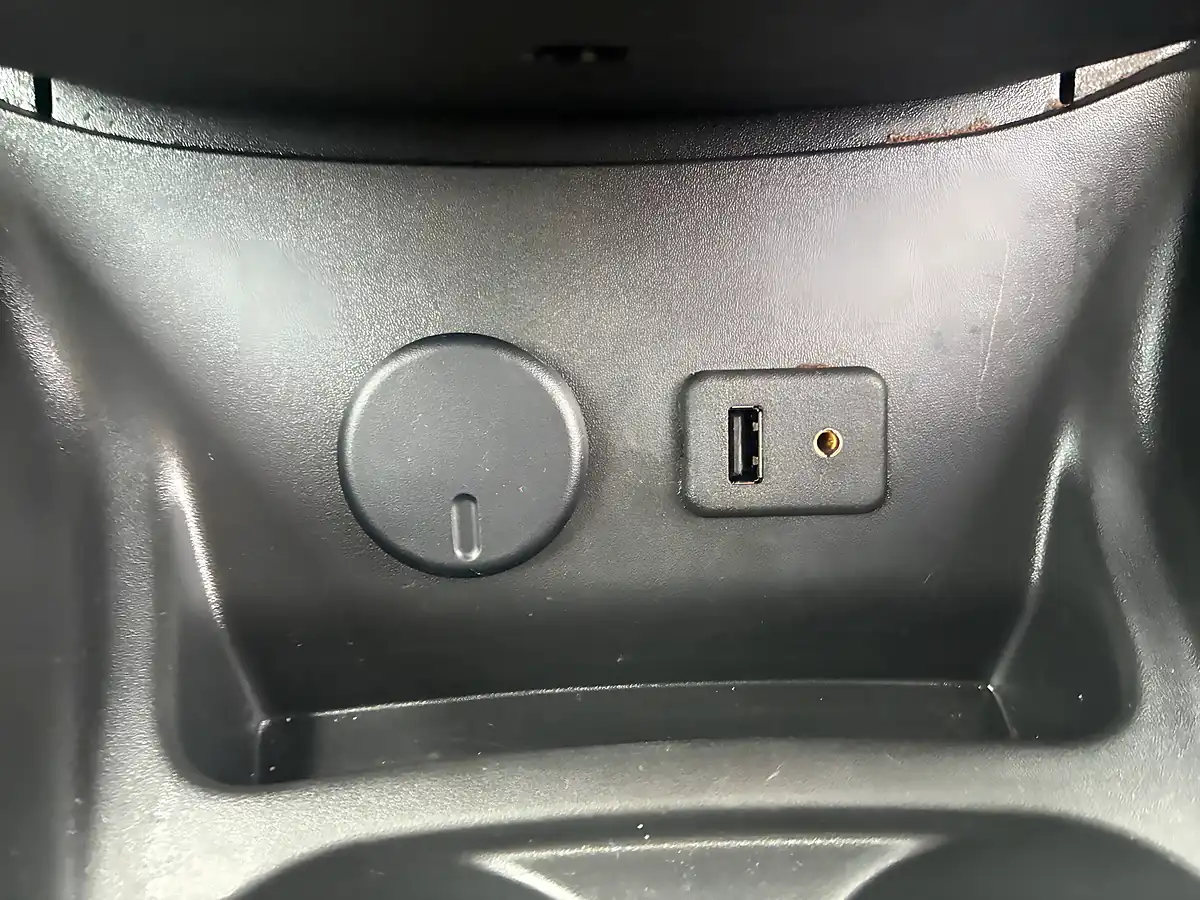 Used 2015 Vauxhall Corsa Energy White - Interior and Exterior details 17