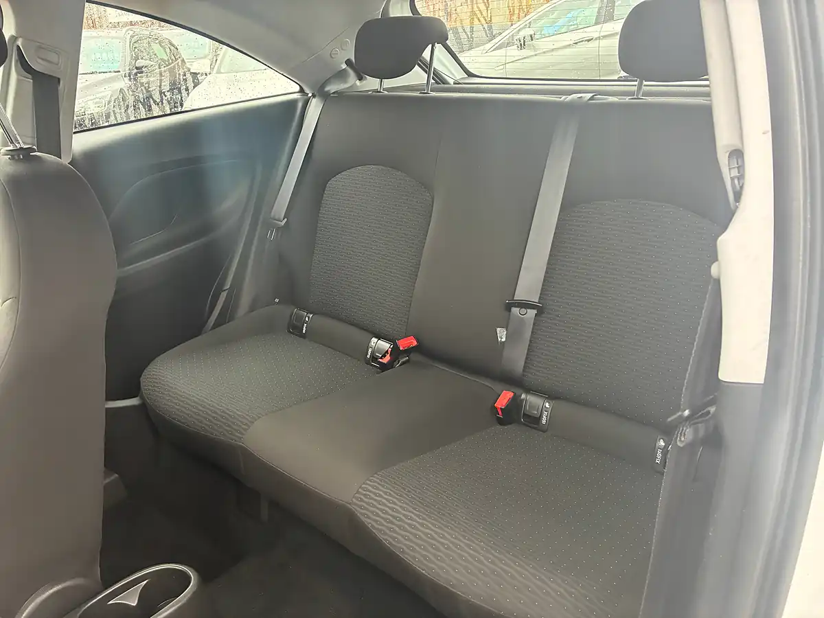 Used 2015 Vauxhall Corsa Energy White - Interior and Exterior details 20