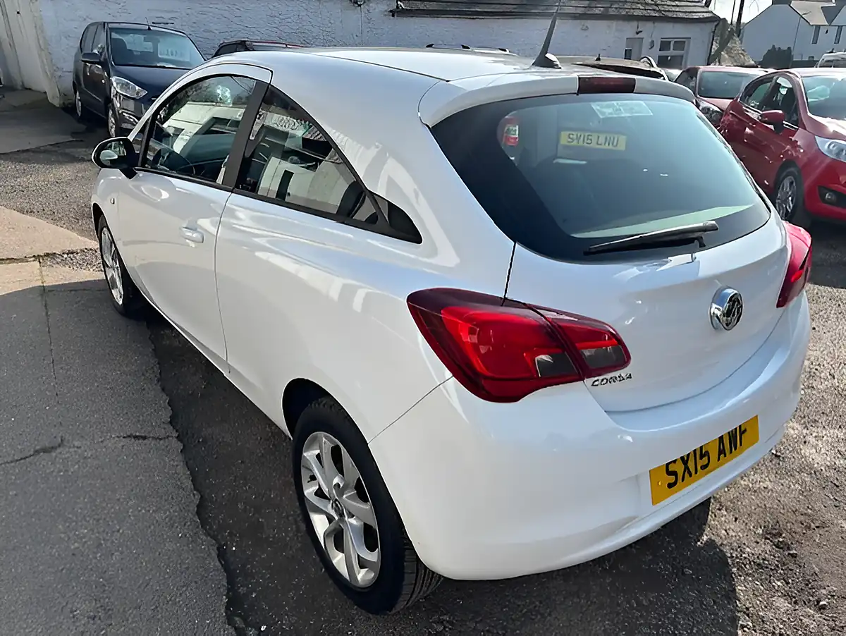 Used 2015 Vauxhall Corsa Excite a/C White - Interior and Exterior details 4