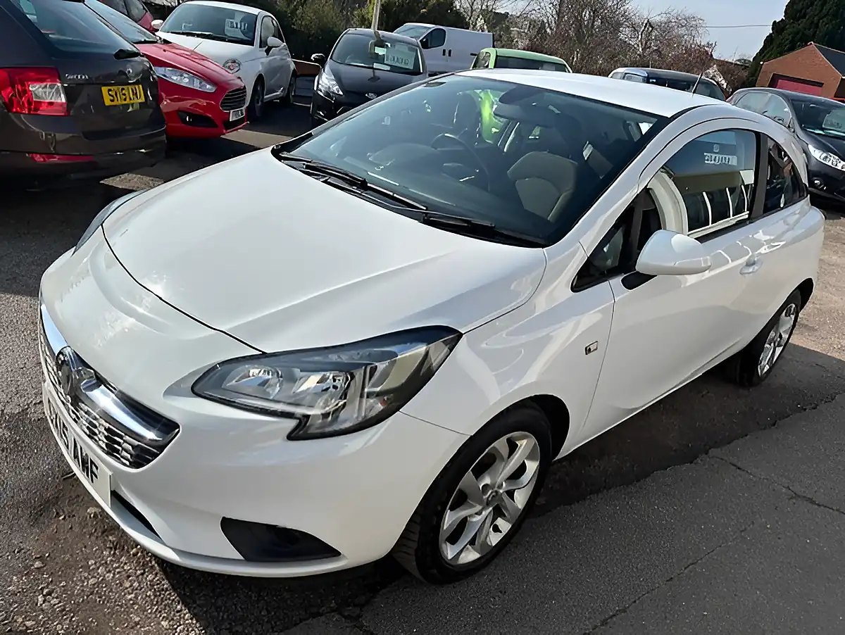 Used 2015 Vauxhall Corsa Excite a/C White - Interior and Exterior details 6
