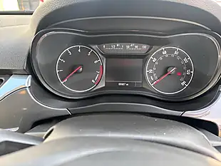 Used 2015 Vauxhall Corsa Excite a/C White - Interior and Exterior details 8