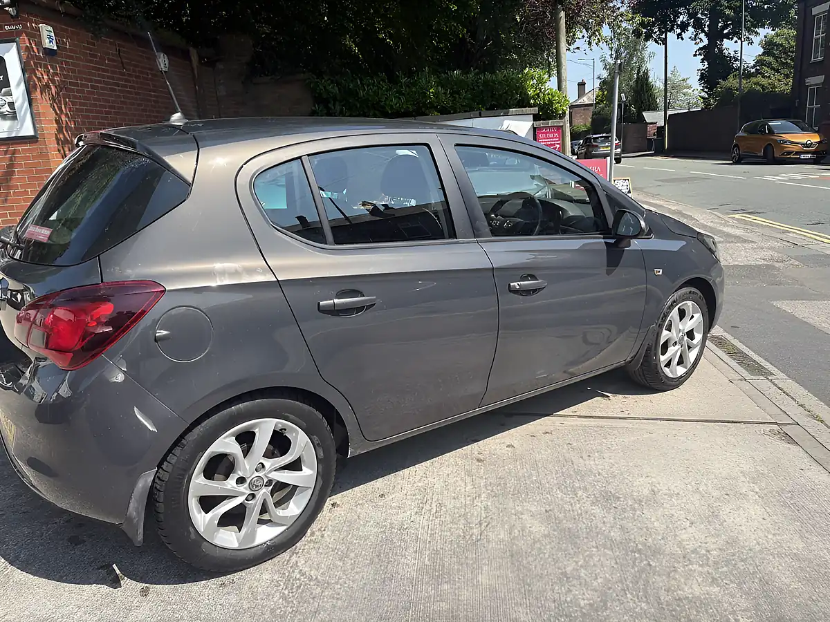 Used 2015 Vauxhall Corsa Excite Ac Grey - Interior and Exterior details 3