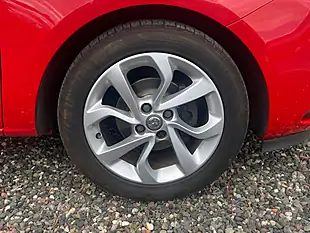 Used 2015 Vauxhall Corsa Excite Ac Red - Interior and Exterior details 11