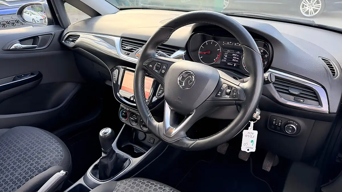 Used 2015 Vauxhall Corsa Excite Black - Interior and Exterior details 10