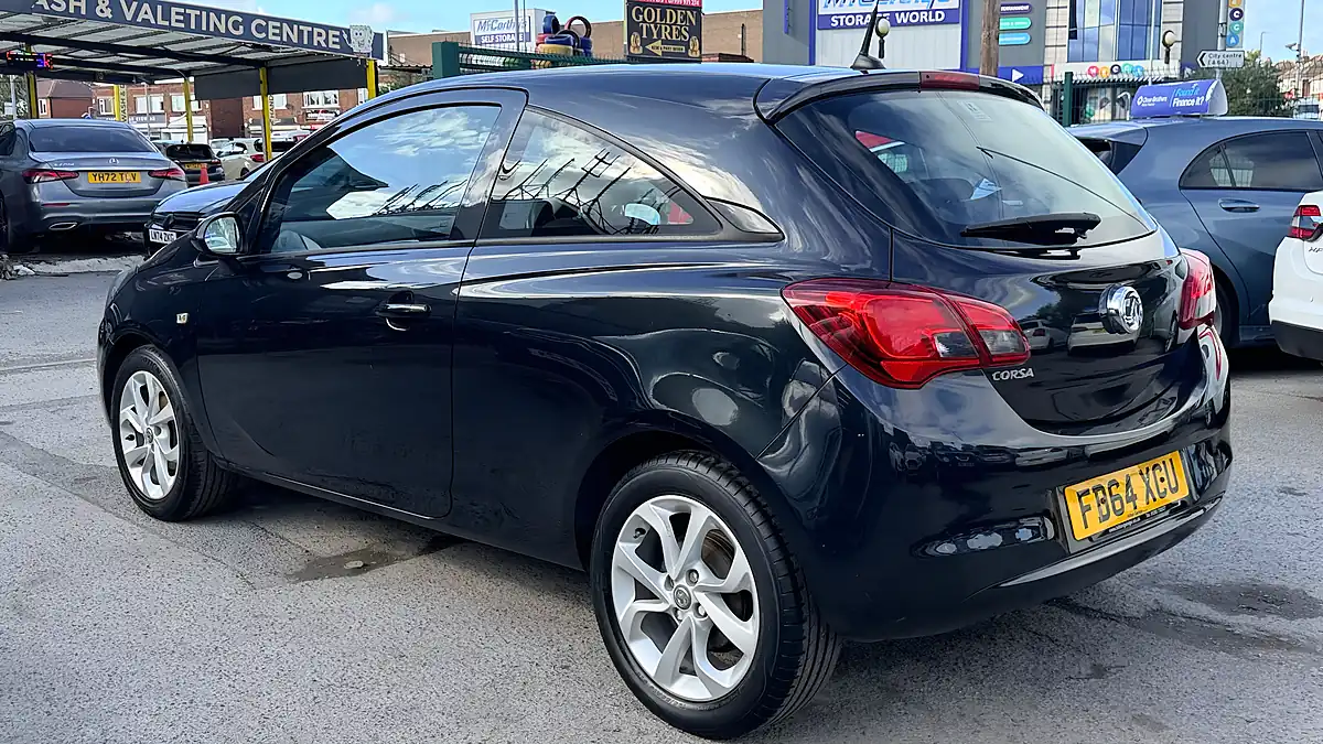 Used 2015 Vauxhall Corsa Excite Black - Interior and Exterior details 5