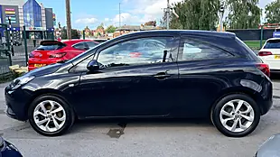 Used 2015 Vauxhall Corsa Excite Black - Interior and Exterior details 6