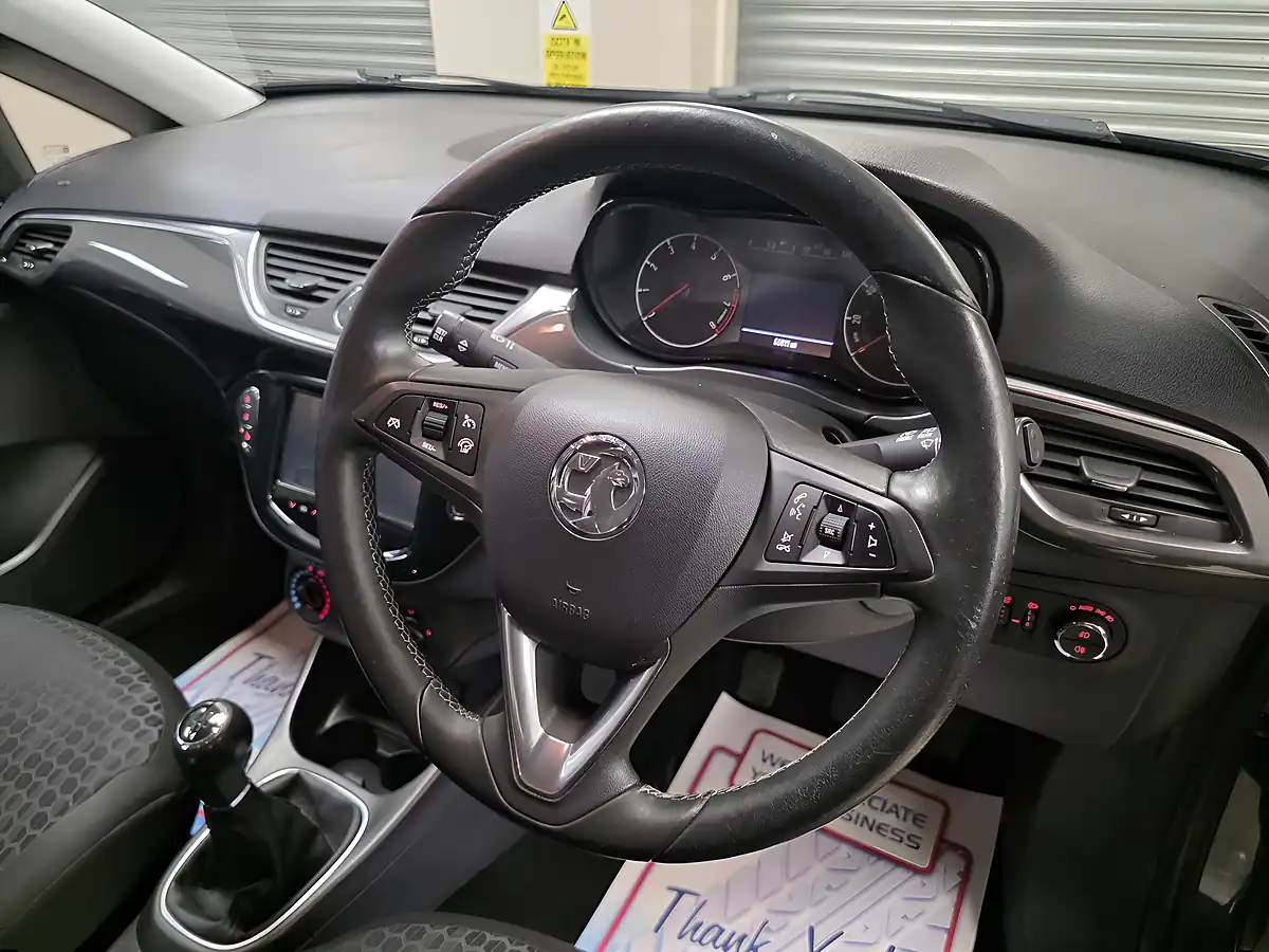 Used 2015 Vauxhall Corsa Excite Blue - Interior and Exterior details 5